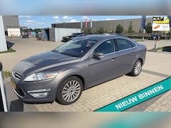 Ford Mondeo - 1.6i Platinum Sedan 161pk Clima Navi Schuifdak Trekhaak 1600kg