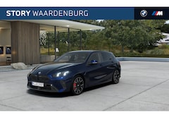 BMW 1-serie - 120 M Sport Automaat / Trekhaak / Panoramadak / Sportstoelen / Comfort Access / Achteruitr