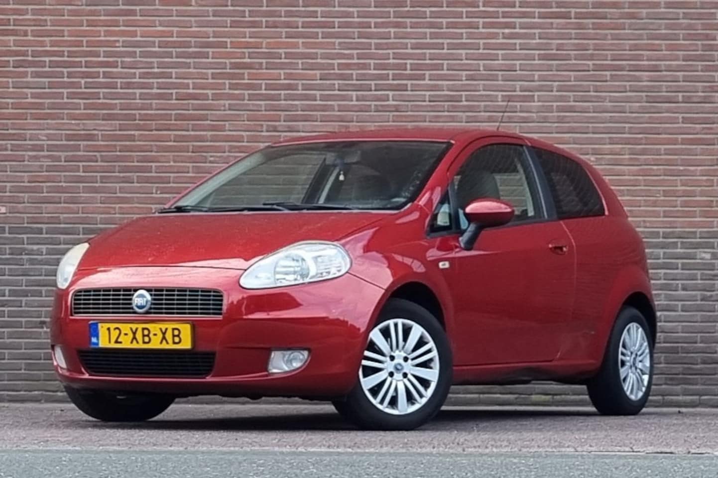 Fiat Grande Punto - 1.4 Dynamic 1.4 Dynamic, Origineel NL, Climate control, Radio/CD. - AutoWereld.nl