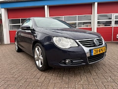 Volkswagen Eos - 1.4 TSI 123 PK | Cabriolet | Airco | Elektrisch Cabriodak |
