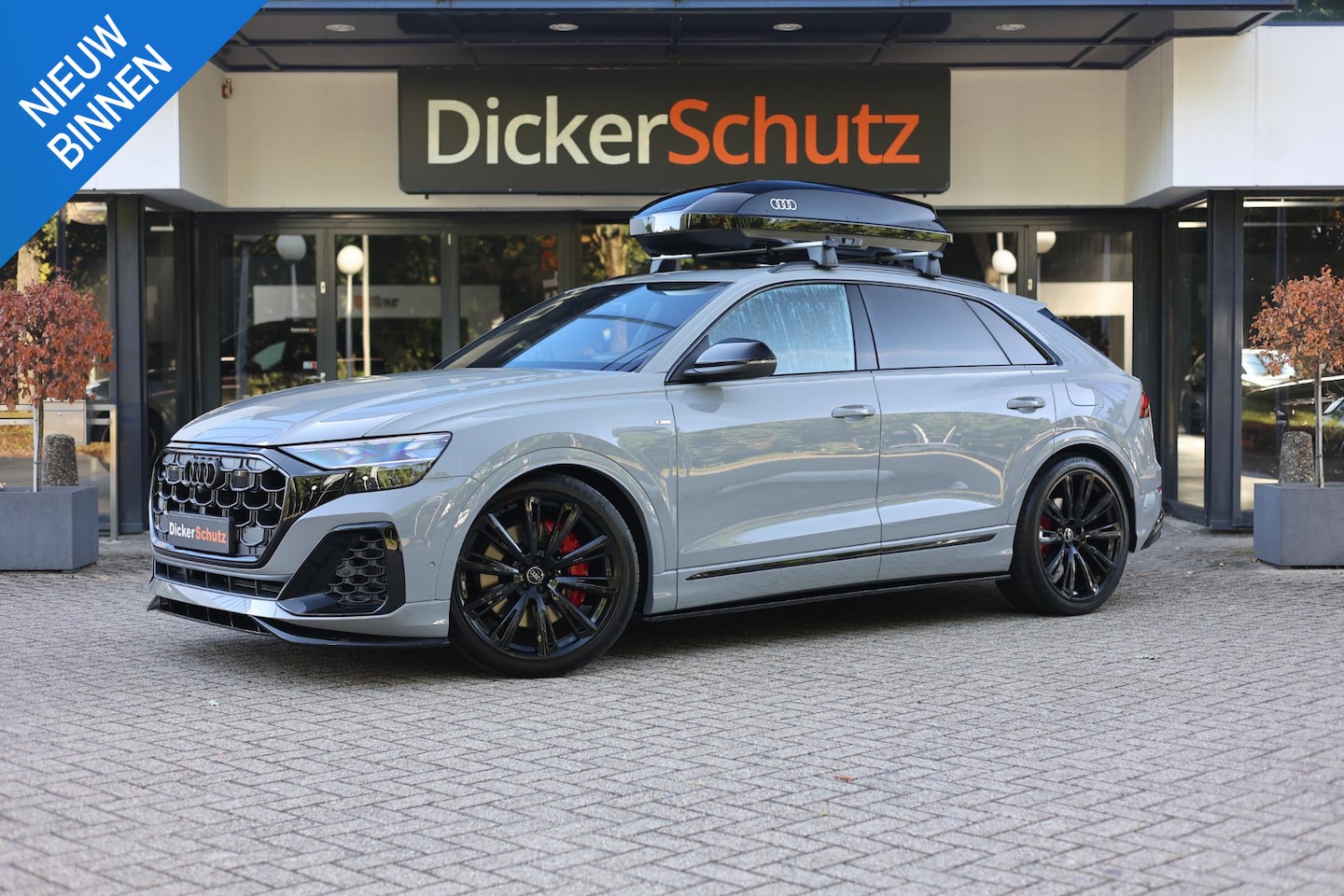 Audi Q8 - 60 TFSIe Competition Bodykit | Exclusive kleur | Vierwielb. | Pano | Massage - AutoWereld.nl
