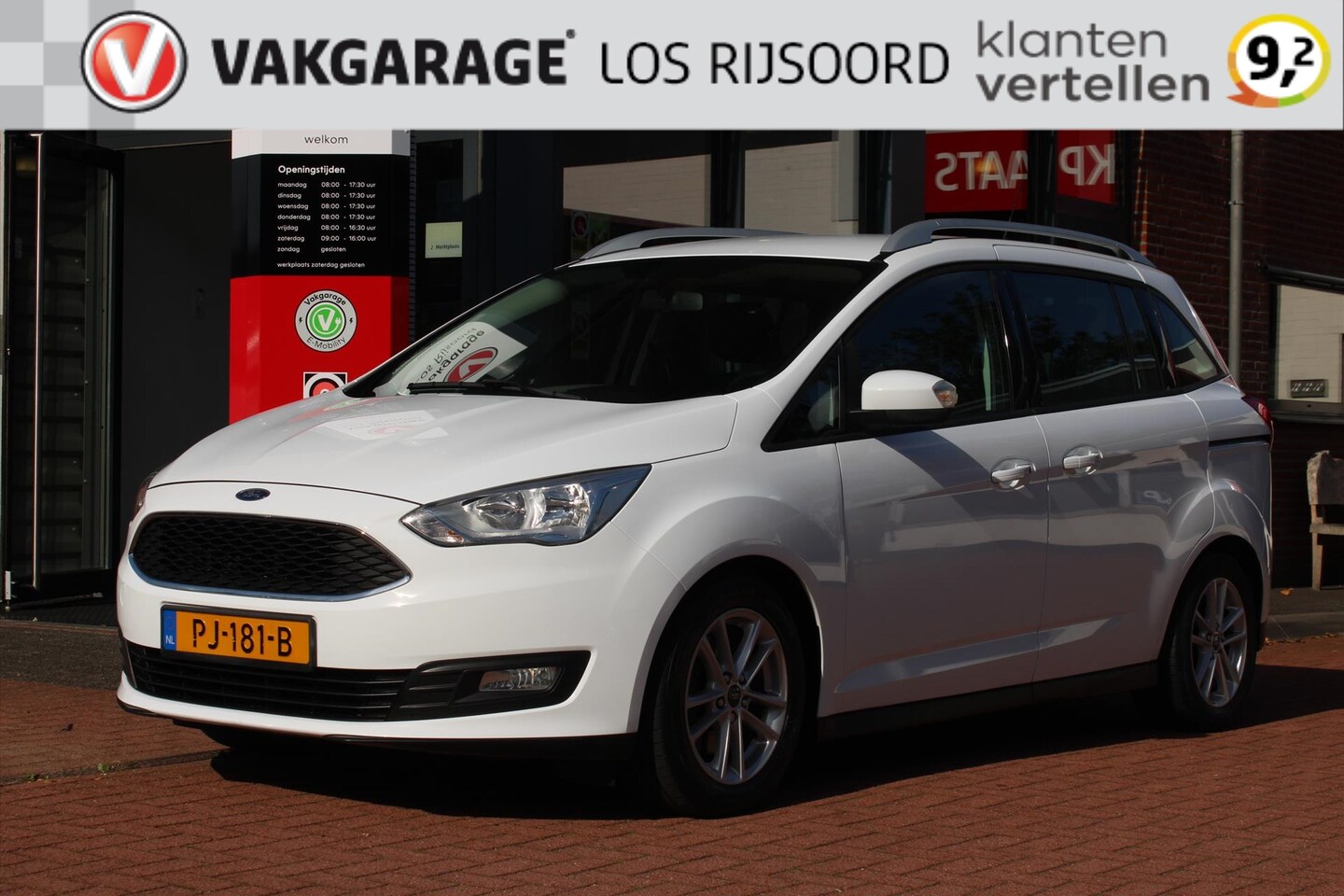 Ford Grand C-Max - 1.0 EcoBoost *Trend* | 7-Pers | Carplay | Navigatie | A/C | Cruise Control | PDC | Orig. N - AutoWereld.nl
