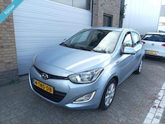 Hyundai i20 - 1.2i Go Plus 5 deurs Airco APK 8-2027