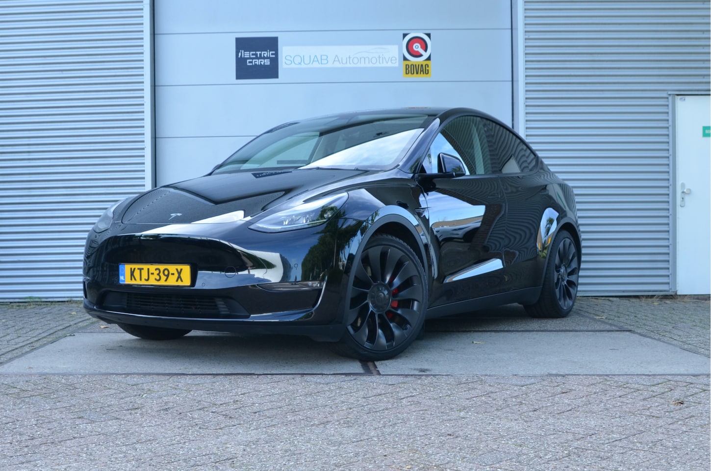 Tesla Model Y - Performance AWD 75 kWh AutoPilot3.0 - AutoWereld.nl