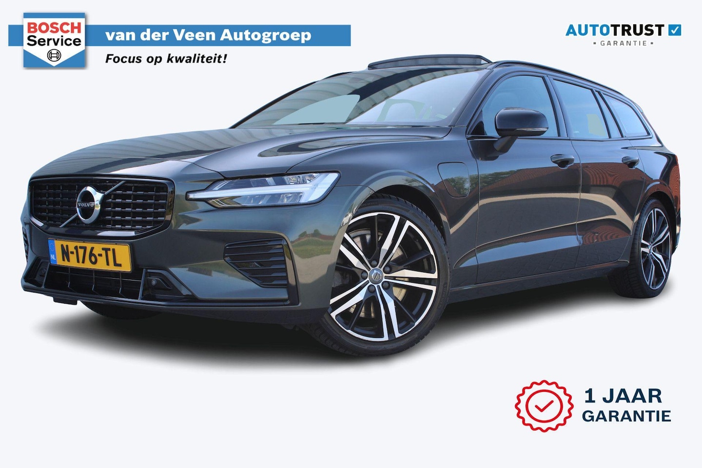 Volvo V60 - 2.0 T8 Recharge AWD R-Design | Incl. 12 maanden garantie | Pilot assist | Harman/Kardon au - AutoWereld.nl