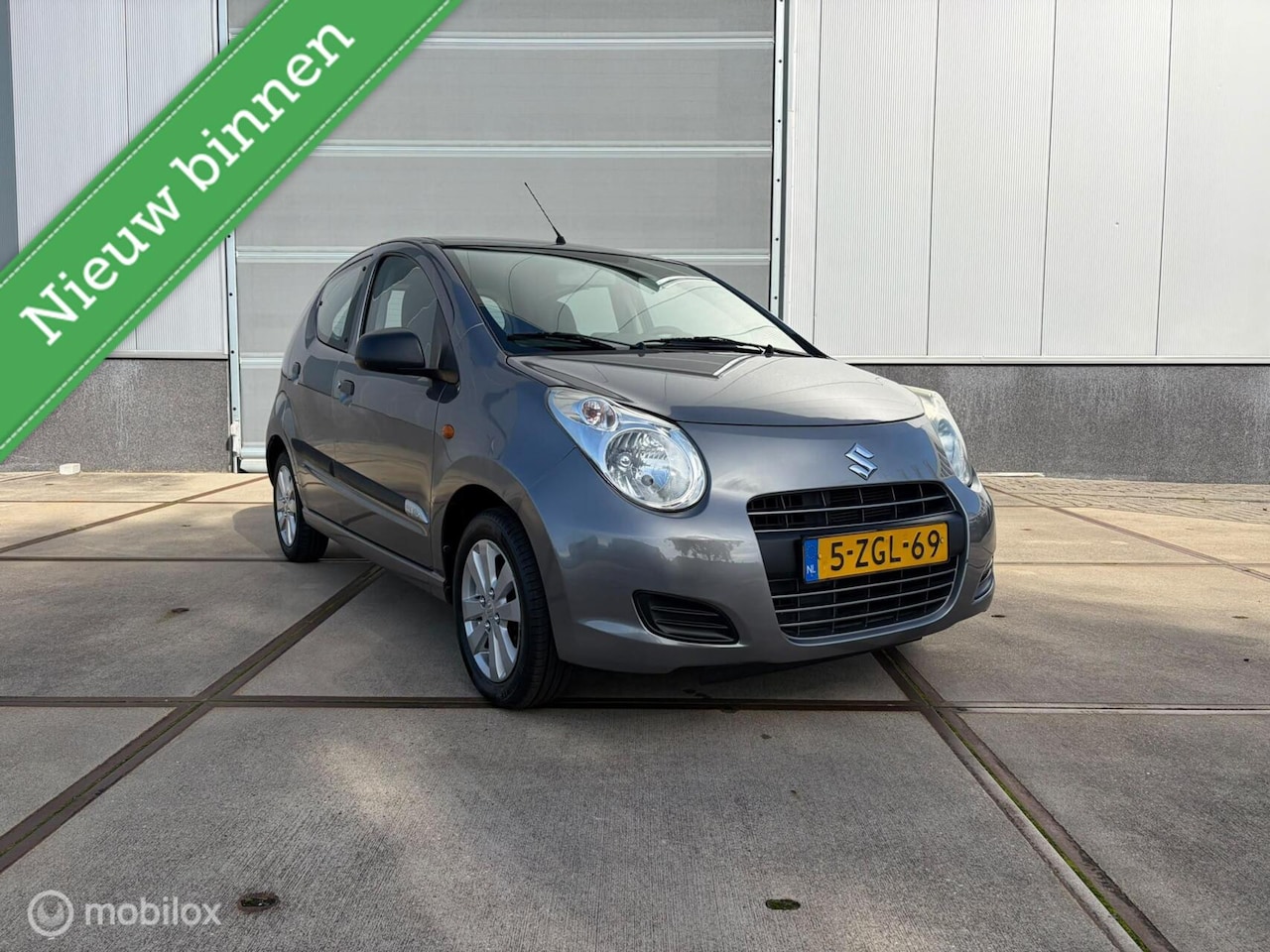 Suzuki Alto - 1.0 Celebration EASSS 1.0 Celebration EASSS - AutoWereld.nl