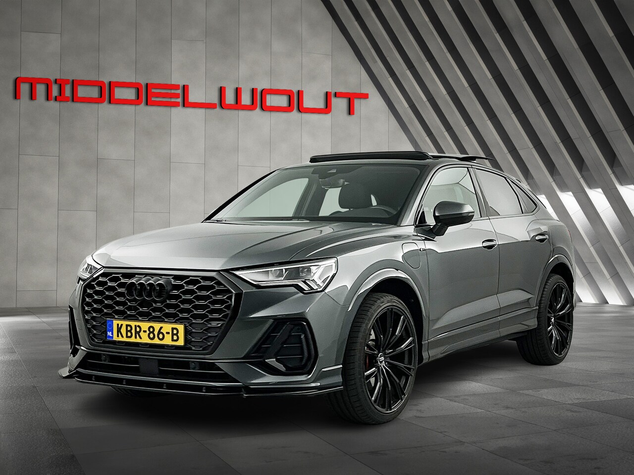 Audi Q3 Sportback - 45 TFSI e S-line | Pano | RSQ3 bodykit | 21" velgen | - AutoWereld.nl