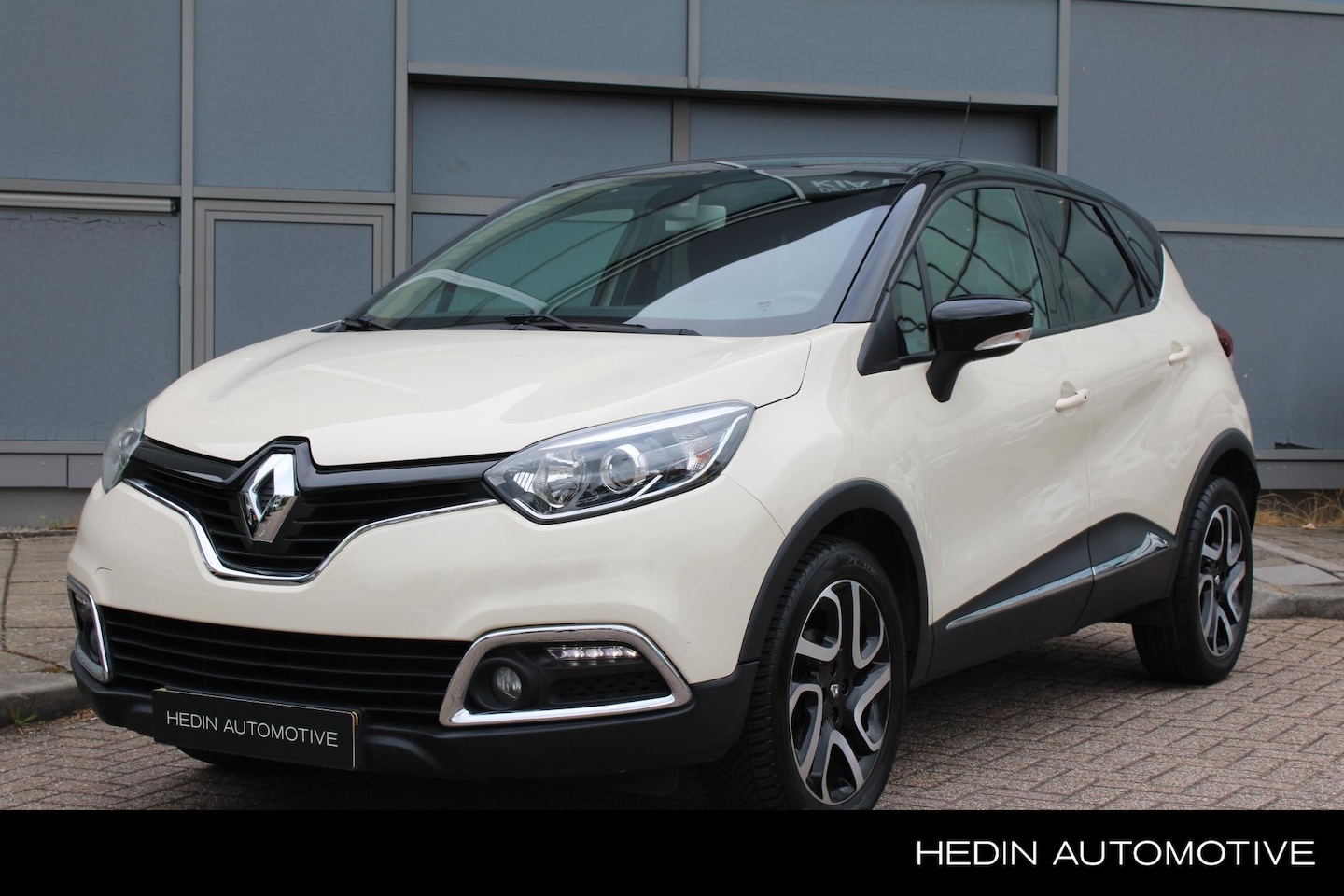 Renault Captur - 0.9 TCe Dynamique | Trekhaak | Navigatie | Climate Control | Cruise Control | Keyless Entr - AutoWereld.nl