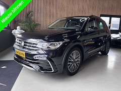 Volkswagen Tiguan - 1.5 TSI R-LINE/IQ.LIGHT/TREKHAAK/STUURVERWARMING