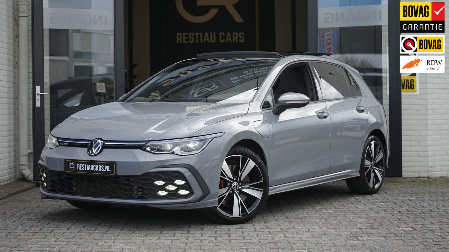 Volkswagen Golf - 8 VIII GTE AUTOMAAT|ACC|AMBIANCE|CAMERA|CARPLAY|IQ LIGHT|KEYLESS|MODE|PANORAMA|TREKHAAK - AutoWereld.nl