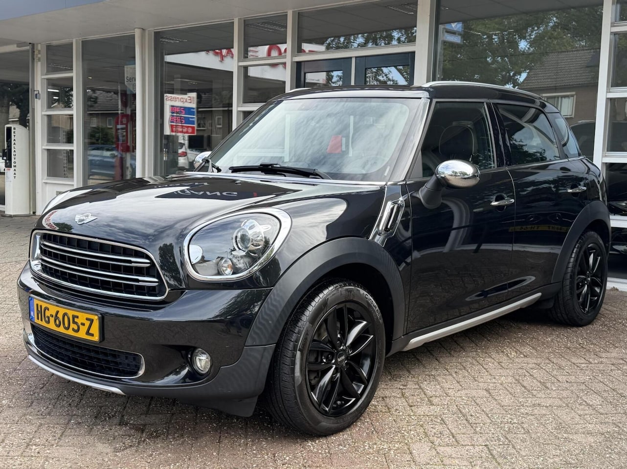 MINI Countryman - 1.6 One Pepper Climat, Navi, Radio, LM.. - AutoWereld.nl