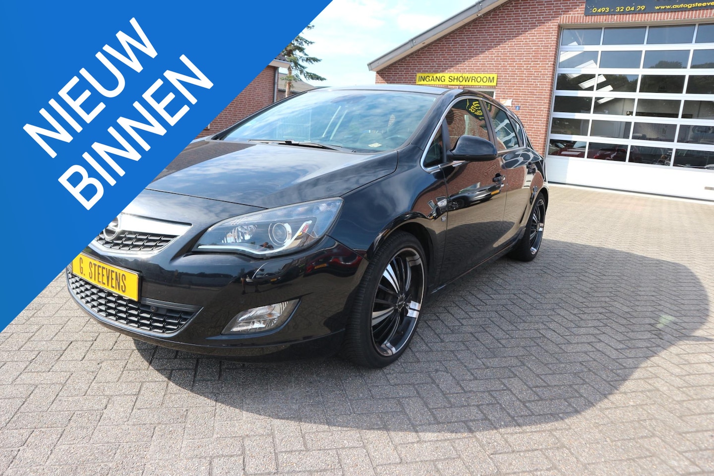Opel Astra - 1.4 Turbo Cosmo trekhaak - AutoWereld.nl