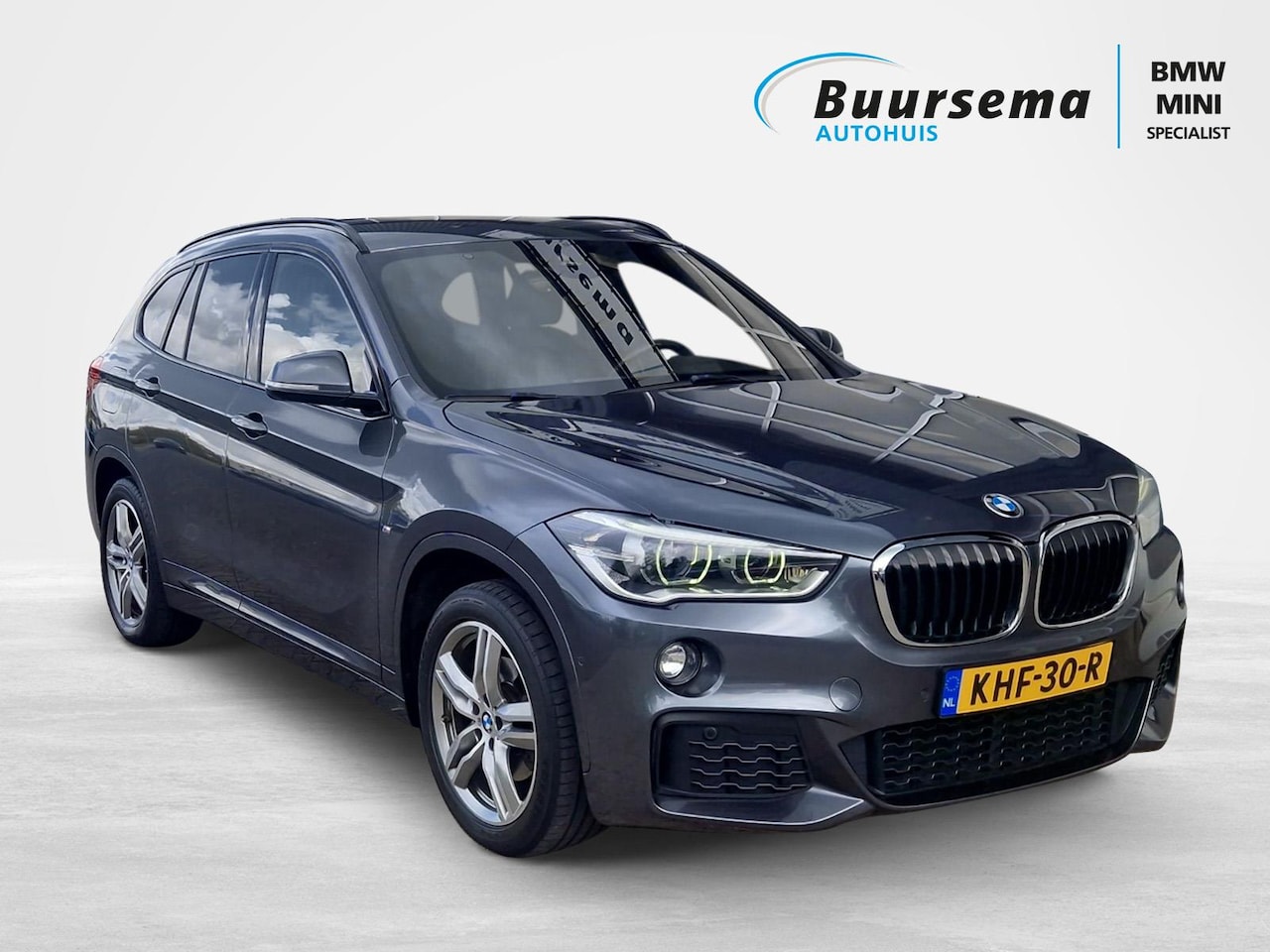 BMW X1 - sDrive18i High Exec * Zwart Sportlederen interieur * M-Sportpakket * Navigatie * - AutoWereld.nl