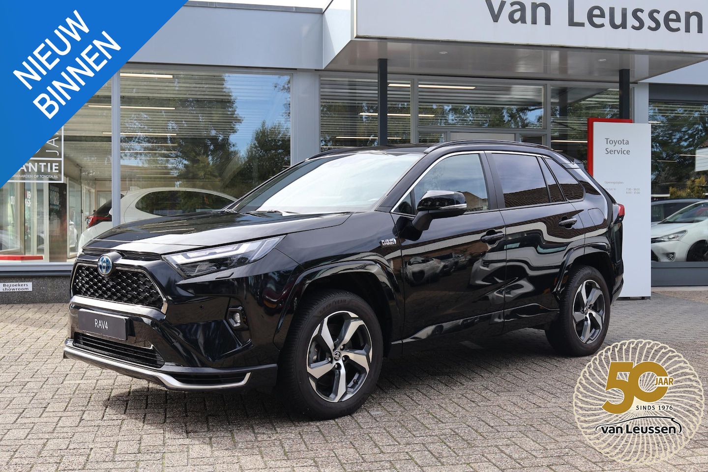 Toyota RAV4 - 2.5 Plug-in Hybrid AWD Style STUUR&WISSERVERW STOELVERW. V+A EL-A.KLEP EL-STOEL APPLE/ANDR - AutoWereld.nl