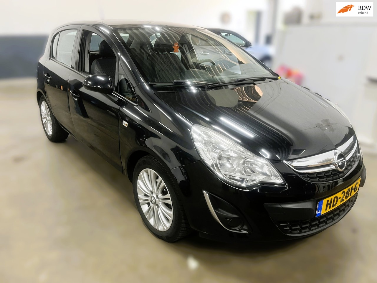 Opel Corsa - 1.4-16V Cosmo 1.4-16V Cosmo - AutoWereld.nl