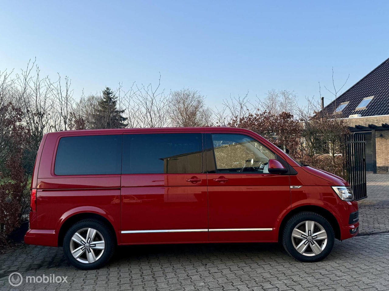 Volkswagen Transporter Multivan - T6 2.0 TSI L1H1 Comfortline - AutoWereld.nl