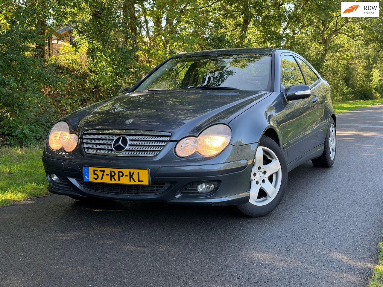 Mercedes-Benz C-klasse Sportcoupé - 180 K. | Cruise control + Lederen bekleding Nu € 3.950,- !!! - AutoWereld.nl