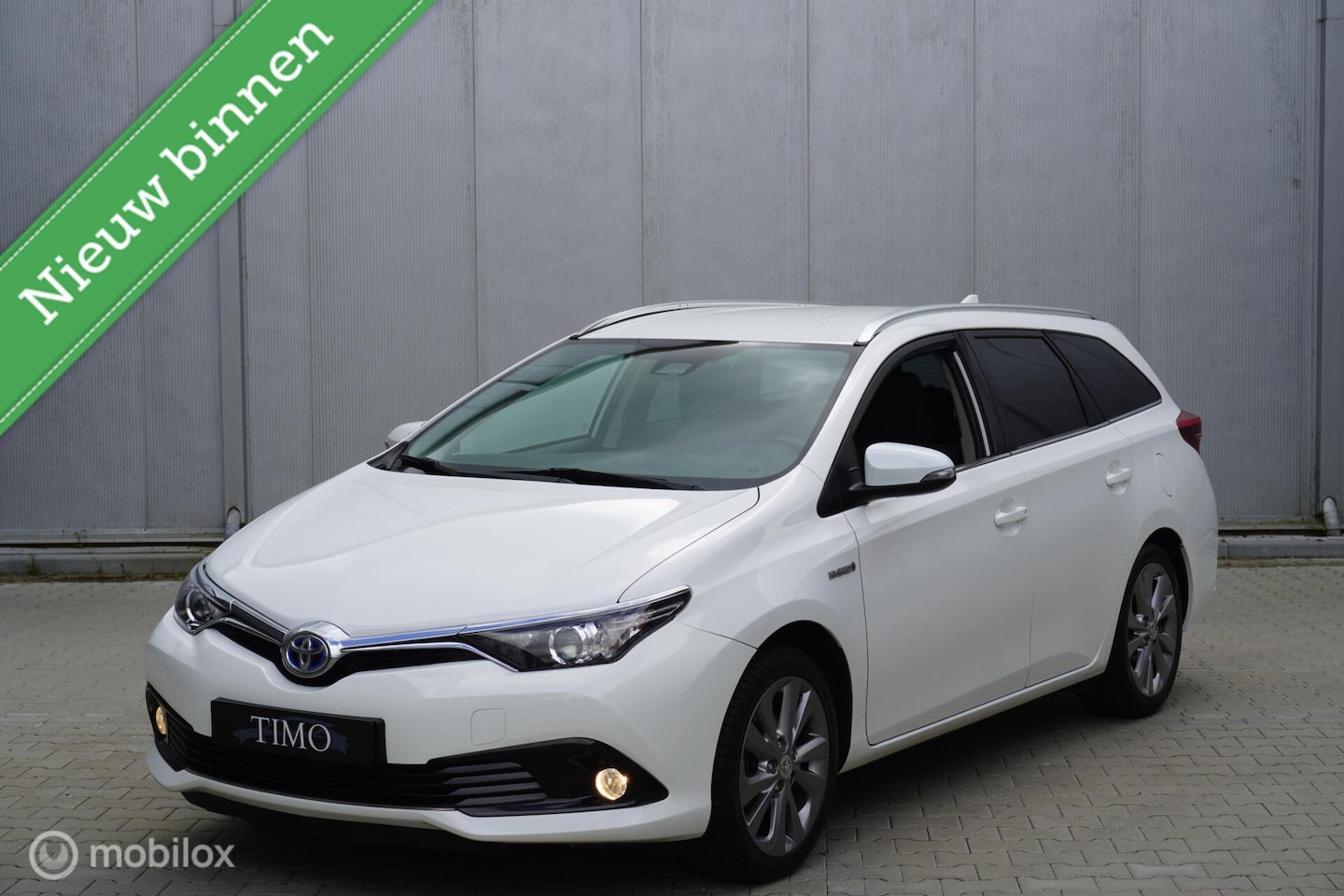 Toyota Auris - TS 1.8 Hybrid Aspiration - AutoWereld.nl
