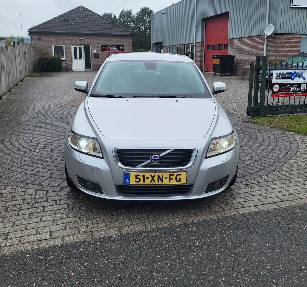 Volvo V50 - 2.4 2.4, Automaat, Leder, Xenon, 2e eig, APK 10/27! - AutoWereld.nl