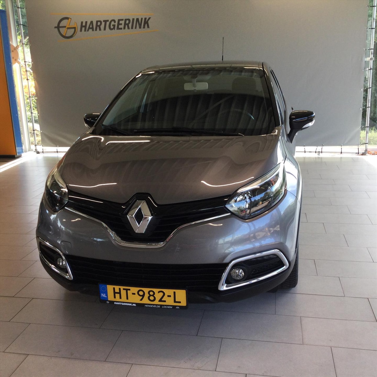 Renault Captur - TCe 120pk EDC Expression - AutoWereld.nl