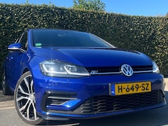 Volkswagen Golf - 1.5 TSI Highline Business R Volkswagen Golf R-line 1.5 TSI 150pk 7-DSG 2018 Blauw