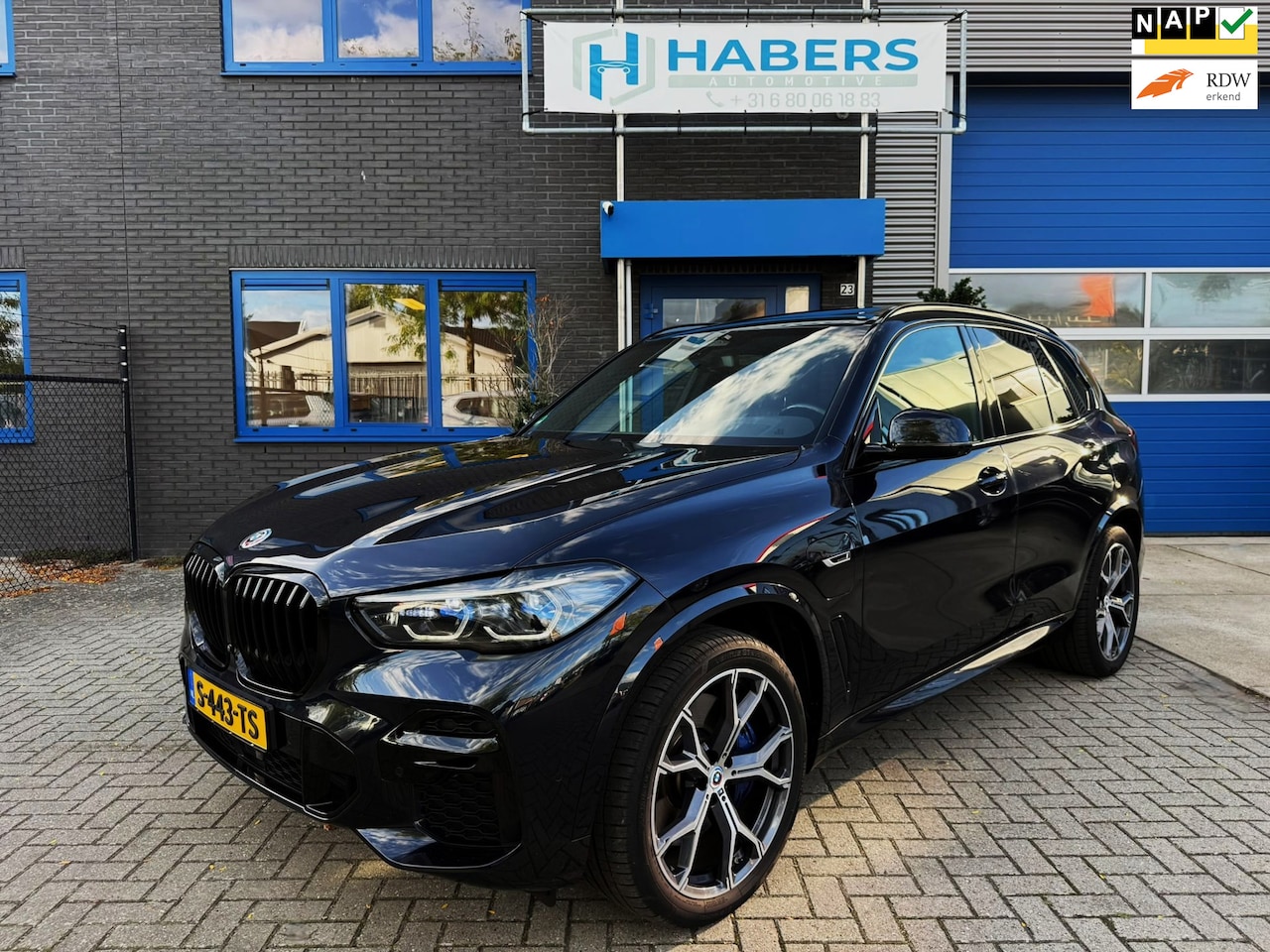 BMW X5 - XDrive45e High Executive 361PK|NL Auto|Laser Light|ProfNavi|M-Pakket|Luchtvering|PANO|Adap - AutoWereld.nl