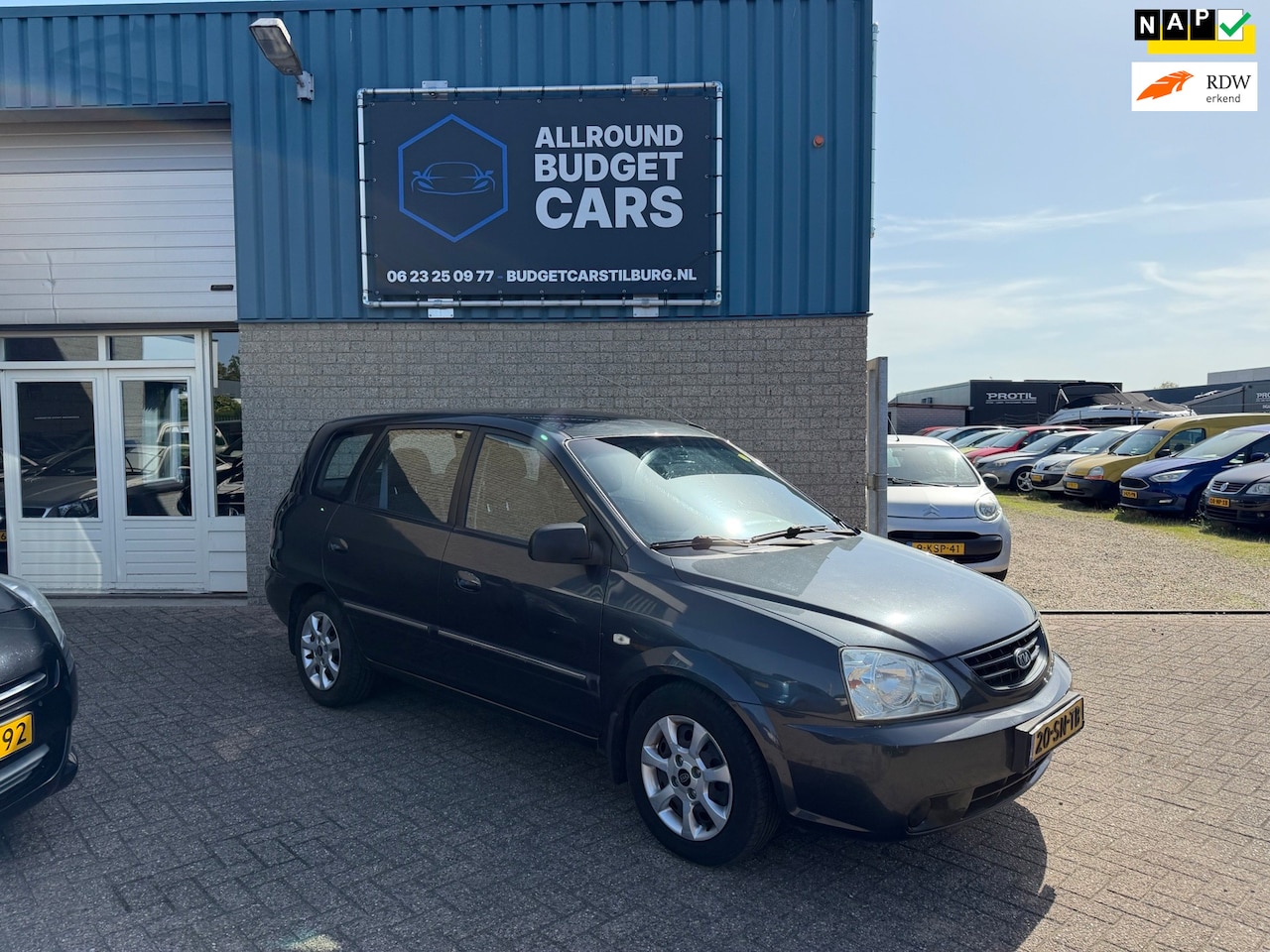 Kia Carens - 2.0 CVVT M-bition 2.0 CVVT M-bition - AutoWereld.nl