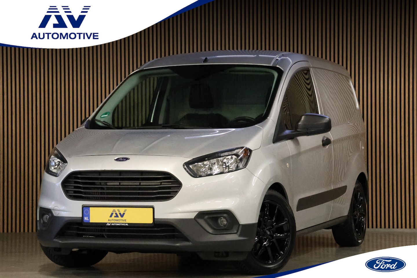 Ford Transit Courier - 1.0 Benzine 100 PK | Benzine | Achteruitrijcamera | Stoelverwarming | Climate control | MF - AutoWereld.nl