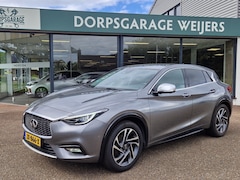 Infiniti Q30 - 1.6T Premium, Navi, 360camera, Trekhaak, Leder/Alcantara, Dealeronderhouden, DAB