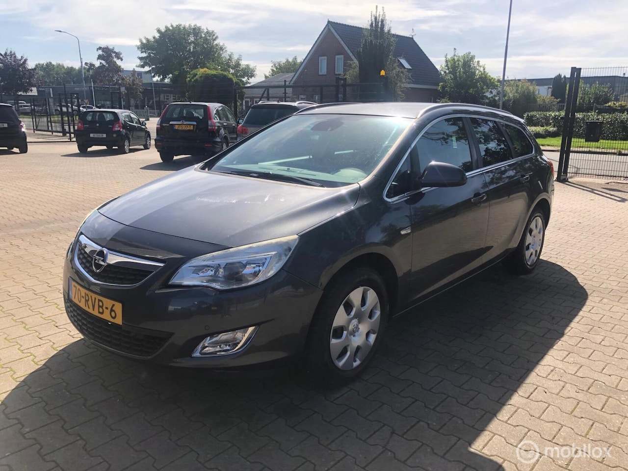 Opel Astra Sports Tourer - 1.4 Cosmo motor defect (riem gebroken !!!! ) - AutoWereld.nl
