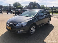 Opel Astra Sports Tourer - 1.4 Cosmo motor defect (riem gebroken )
