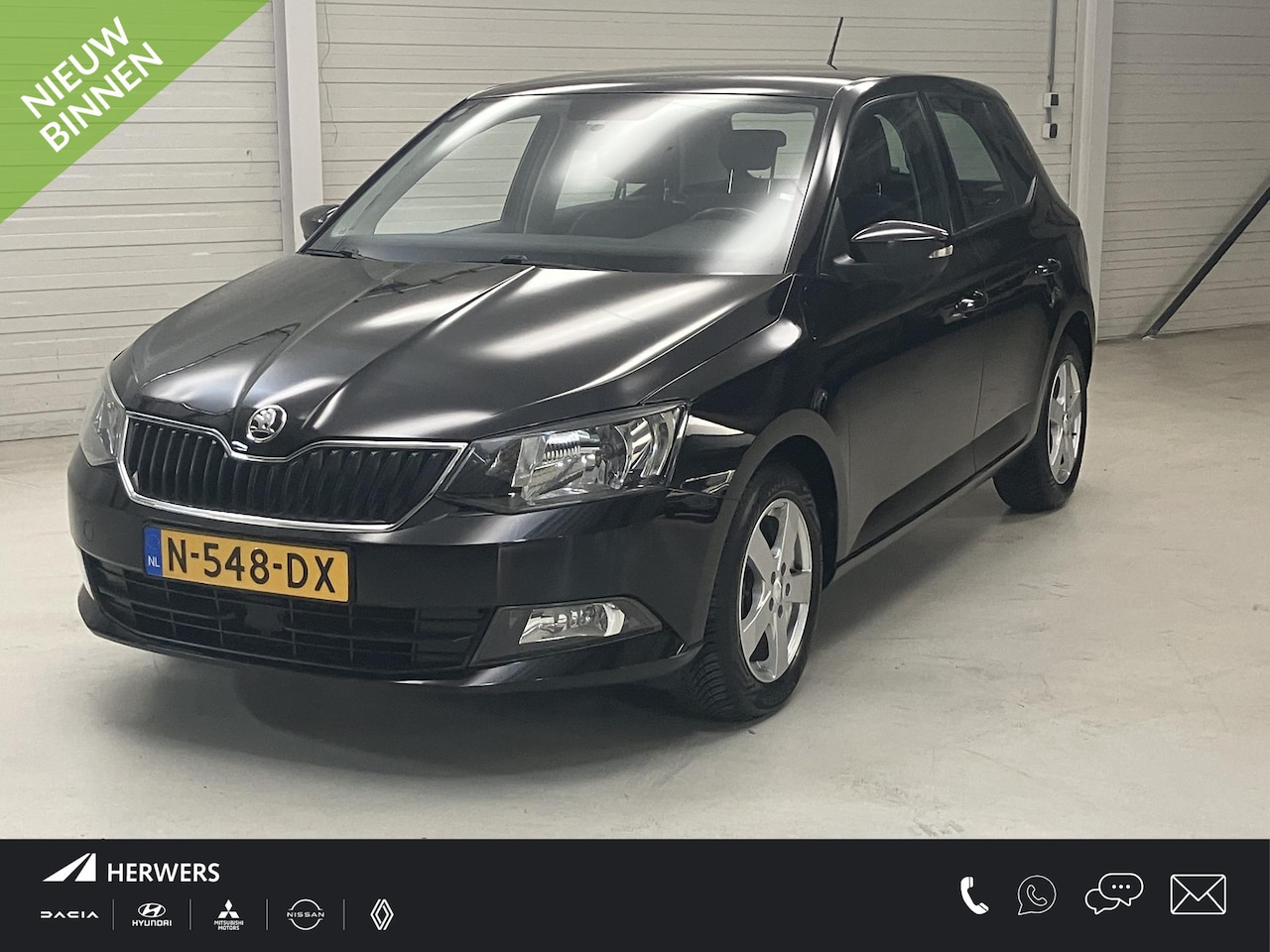Skoda Fabia - 1.2 TSI Drive 5 drs / All Seasonbanden / Airco / Cruise Control / Stoelverwarming / Blueto - AutoWereld.nl