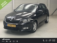 Skoda Fabia - 1.2 TSI Drive 5 drs / All Seasonbanden / Airco / Cruise Control / Stoelverwarming / Blueto
