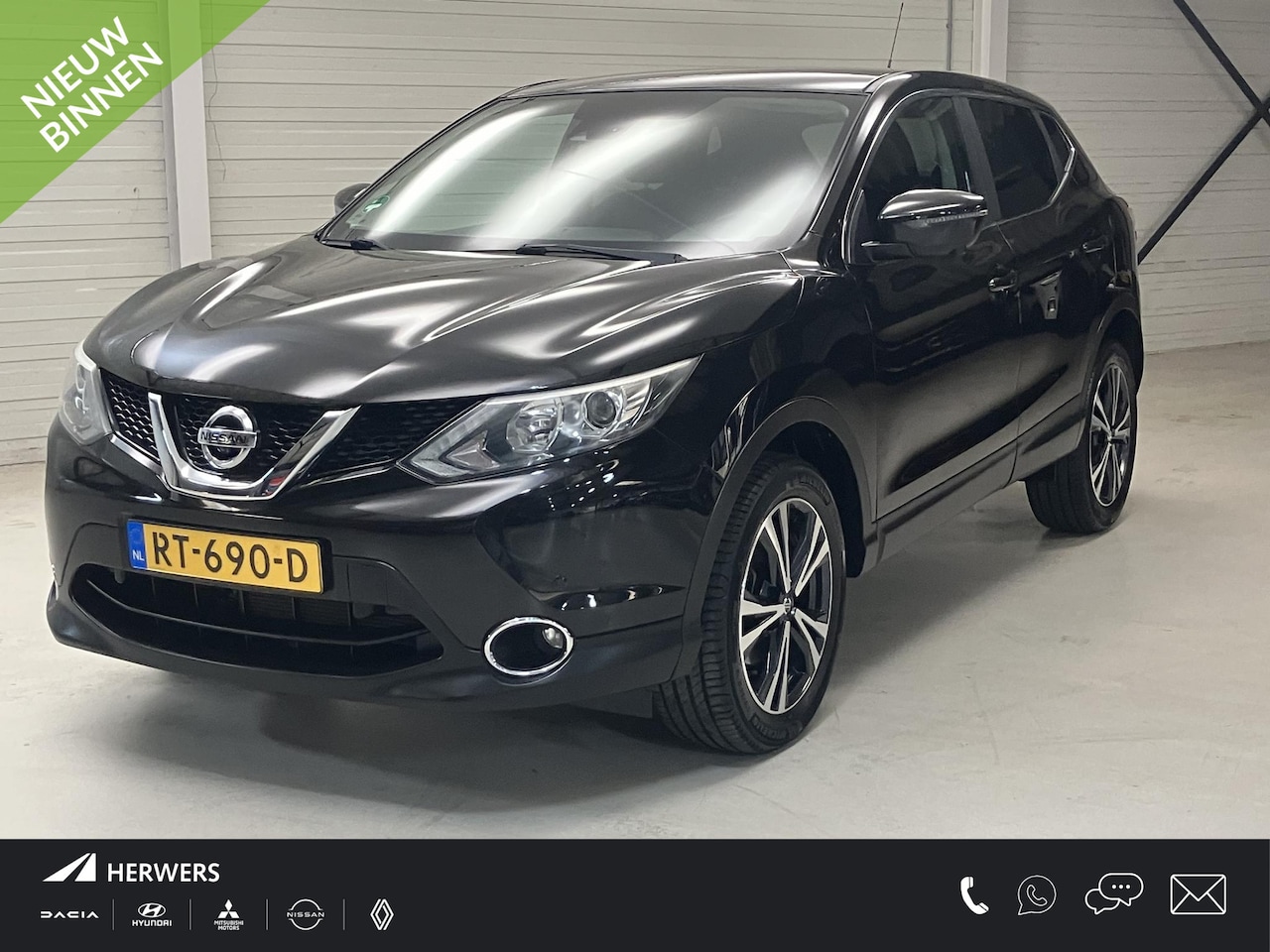 Nissan Qashqai - 1.2 N-Vision / Dealer Onderhouden / Navigatie / 360 Graden Camera / Climate Control / Crui - AutoWereld.nl