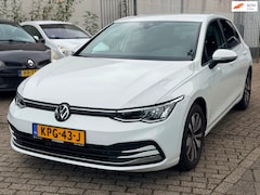 Volkswagen Golf - 1.5 TSI Business BJ:2024 ACC NAVI Camera Stoelverwarming