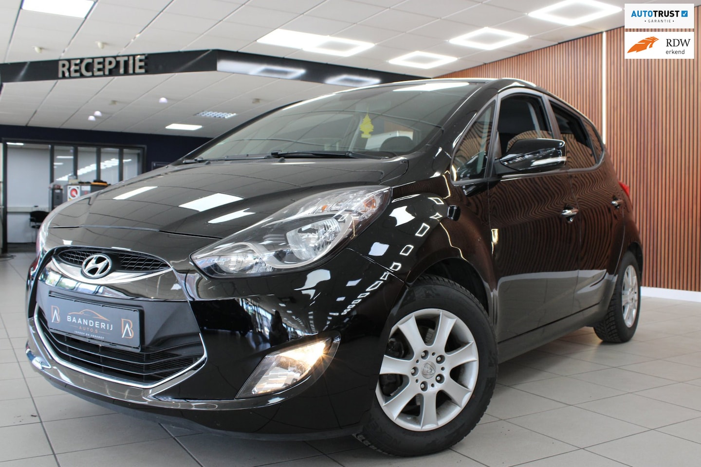 Hyundai ix20 - 1.6i Go! Automaat | Airco | Cruise control | Parkeersensoren | Stoel verwarming | Lm Velge - AutoWereld.nl