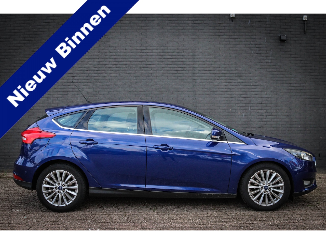 Ford Focus - 1.0 First Edition Net binnen-Nu al te bezichtigen - AutoWereld.nl