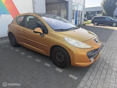 Peugeot 207 - 1.6-16V XS Pack