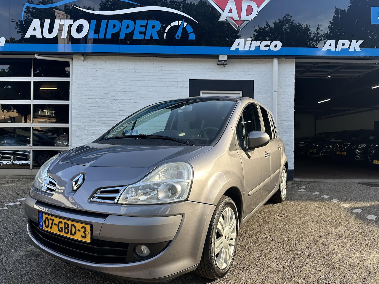 Renault Grand Modus - 1.6-16V Dynamique /Automaat/Nieuwe apk bij aflevering/Lm velgen/Trekhaak - AutoWereld.nl
