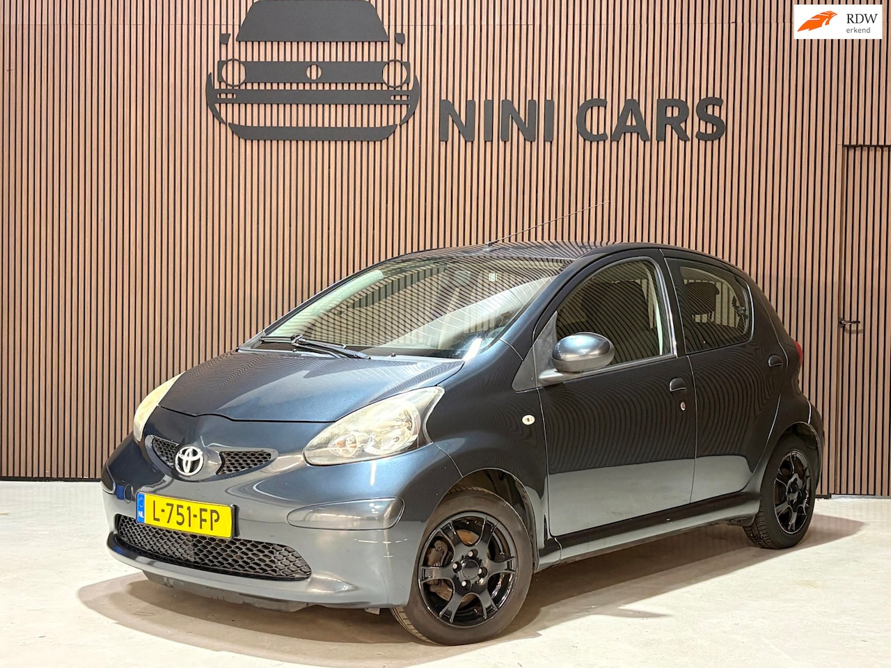 Toyota Aygo - 1.0-12V eletriche ramen - AutoWereld.nl