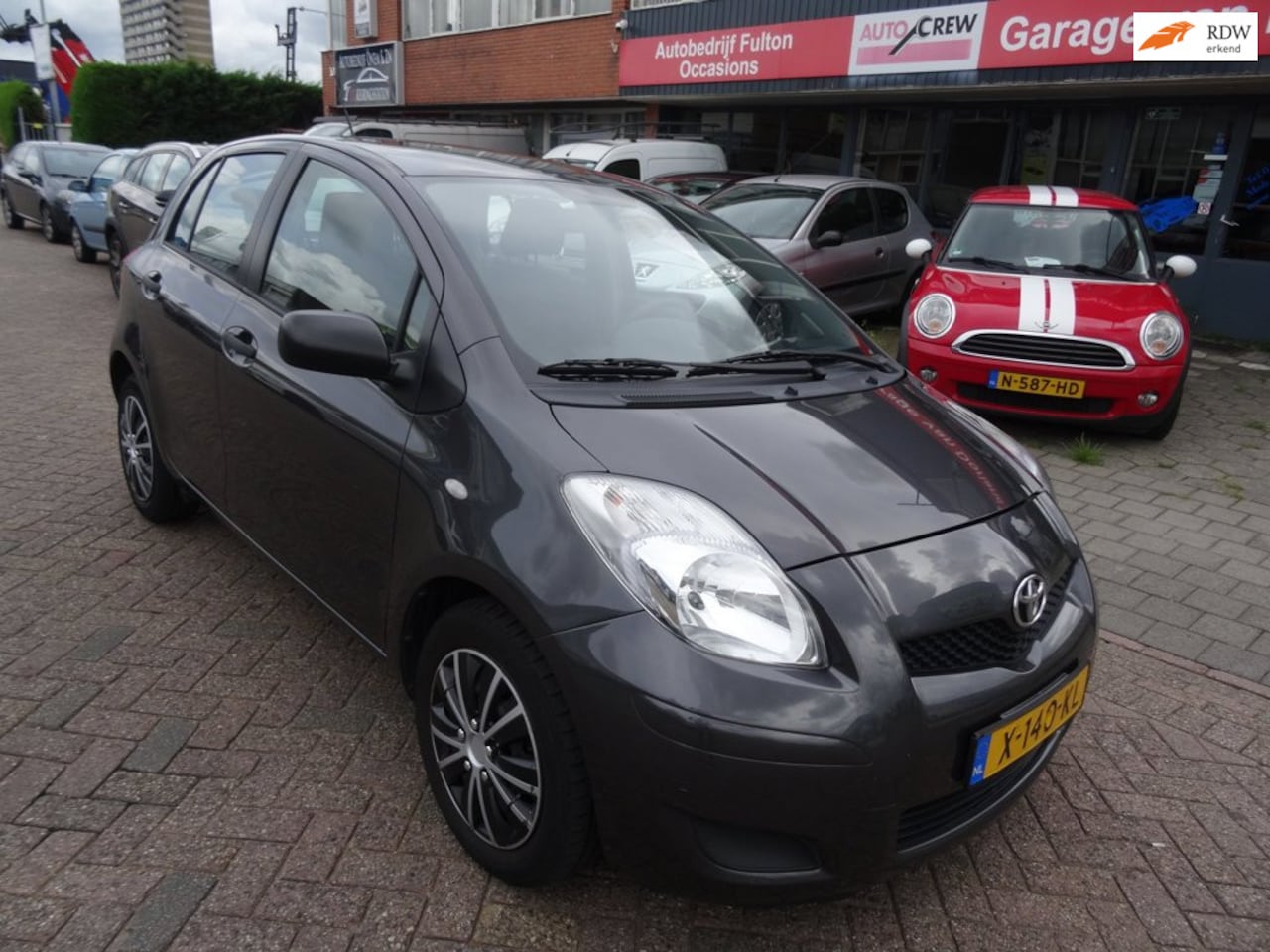 Toyota Yaris - 1.0 VVTi Acces/Airco/Navi/Parkeer sensor - AutoWereld.nl