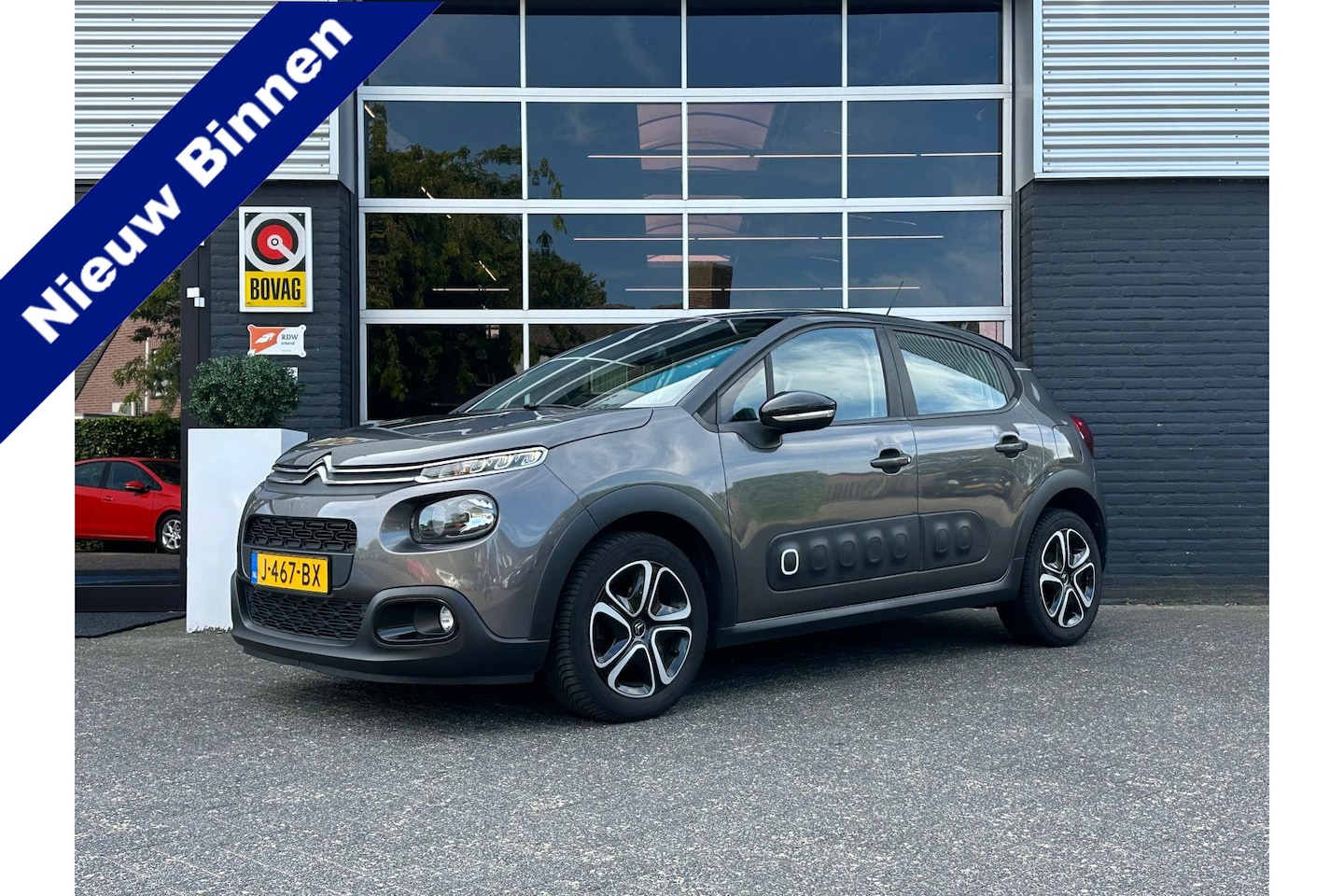 Citroën C3 - 1.2 Feel, Airco, Bluetooth, Carplay, Cruise, Lane, Navi, PDC, NAP, APK - AutoWereld.nl