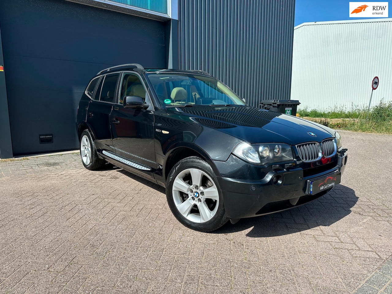 BMW X3 - 3.0i Executive carplay/ volledige geschiedenis - AutoWereld.nl