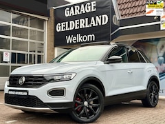 Volkswagen T-Roc - 2.0 TSI 4Motion Sport | PANO | VIRTUAL-C. | ACC | FULL-LED | CLIMATE | STOELVERW. | FULL-O