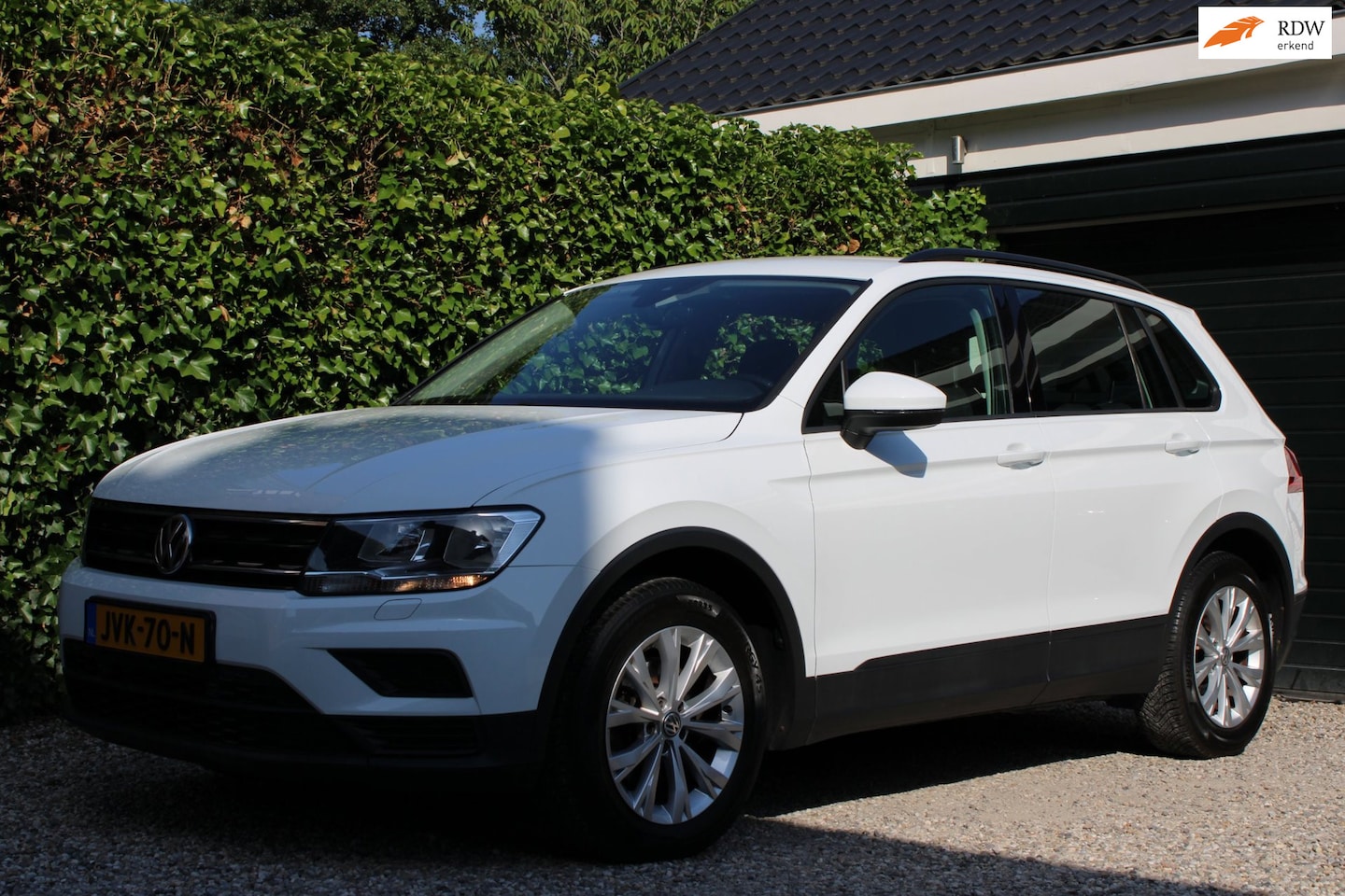 Volkswagen Tiguan - 1.4 TSI ACT Highline | Automaat | Carplay | PDC V+A | Stoelverwarming - AutoWereld.nl