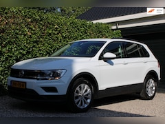 Volkswagen Tiguan - 1.4 TSI ACT Highline | Automaat | Carplay | PDC V+A | Stoelverwarming