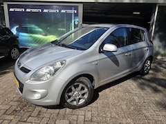 Hyundai i20 - 1.2i i-Drive | NIEUWE APK | ANDROID | AIRCO | 3/6 OF 12 MND GARANTIE |