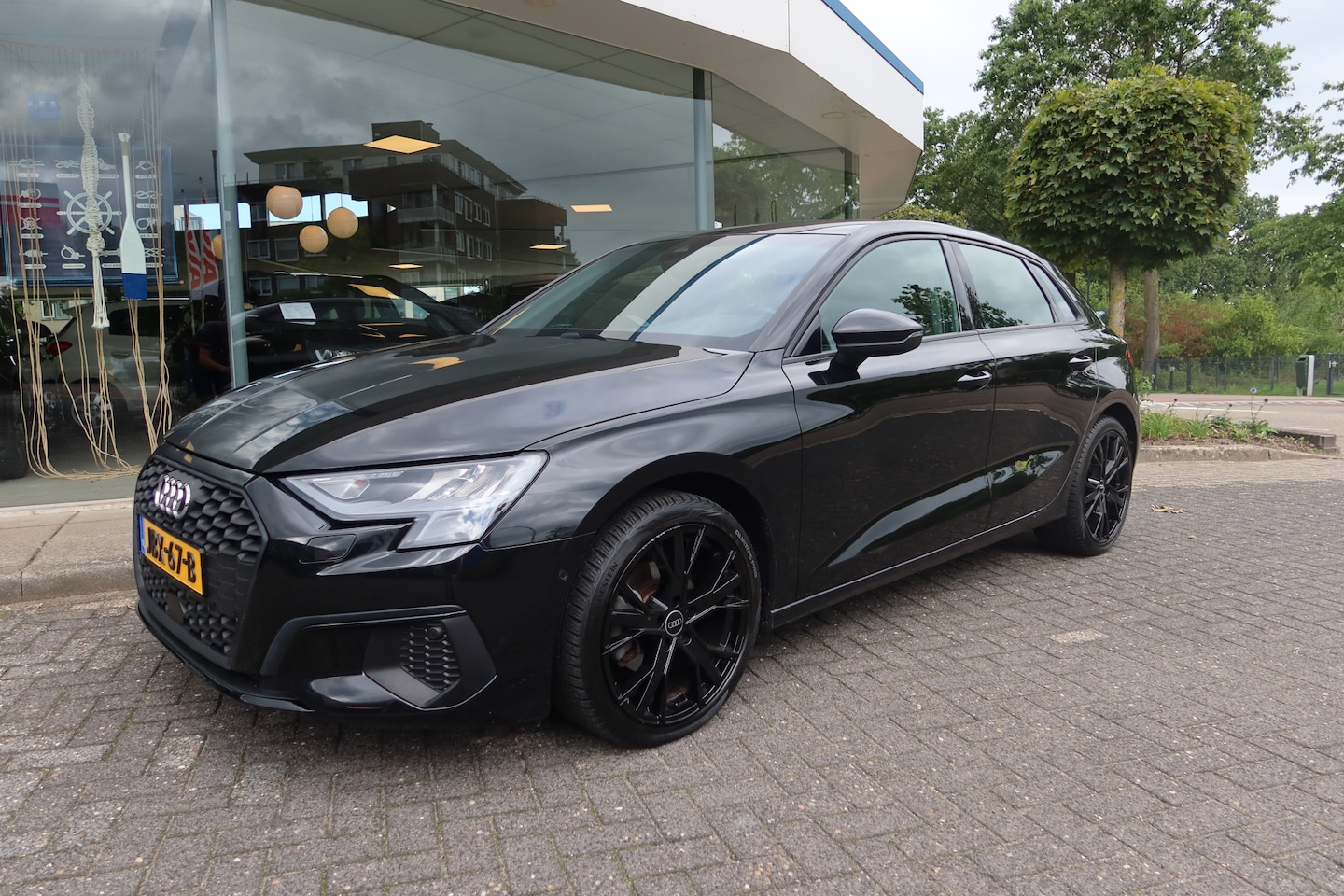 Audi A3 Sportback - 30 TFSI 110PK Business edition Automaat 22dkm ! - AutoWereld.nl