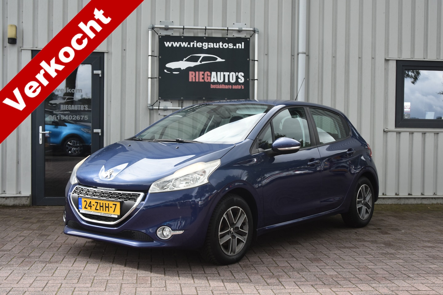 Peugeot 208 - 1.2 VTi Envy. Origineel Nederlands, Distributiriem vervangen, Airco, PDC!! - AutoWereld.nl