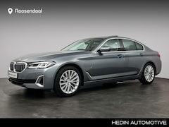 BMW 5-serie - 530e High Executive Luxury Line | Parking Pack | Comfort Access | Panoramadak | Safety Pac